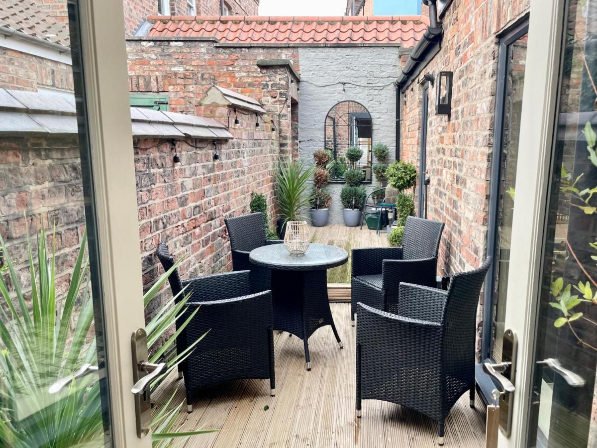 Stay At No 4 York Centre 외부 사진